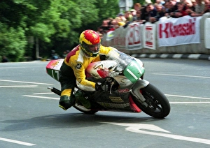 Images Dated 3rd February 2018: Barry Wood (Yamaha) 2000 Lightweight TT