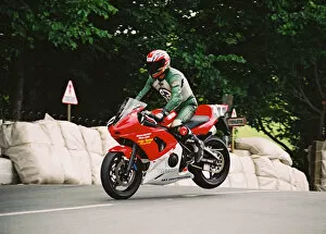 Images Dated 8th August 2018: Barry Wood (Yamaha) 2004 Production 600 TT