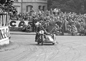 Images Dated 23rd January 2022: Bill Beevers & Bill Mundy (Norton) 1954 Sidecar TT