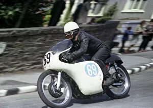 Images Dated 14th January 2018: Bernie Lund (AJS) 1965 Junior TT