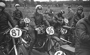 Images Dated 4th April 2021: Bertie Goodman (Velocette) 1949 Junior Ulster Grand Prix