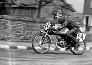 Trending: Beryl Swain (Itom) 1962 50cc TT
