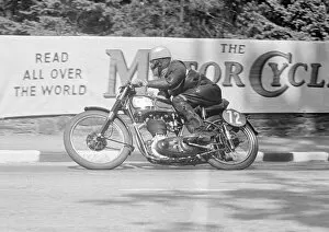 Images Dated 5th August 2016: Billy Harding (Norton) 1951 Senior Clubman TT