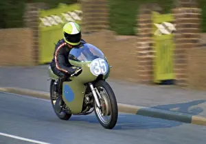 Bob Bentley (Aermacchi) 1972 Junior Manx Grand Prix practice