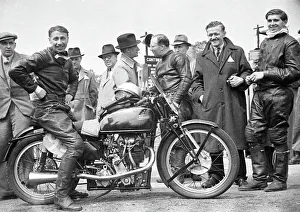 Images Dated 3rd August 2016: Bob Foster (Velocette) 1948 Junior TT
