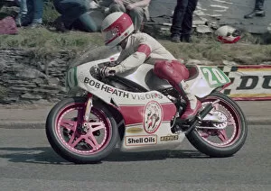 Images Dated 2nd June 2022: Bob Heath (Yamaha) 1986 Junior TT