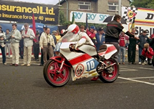 Images Dated 7th August 2016: Bob Heath (Yamaha) 1987 Junior TT