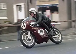 Bob Hirst (Seeley) 1983 Senior Classic Manx Grand Prix