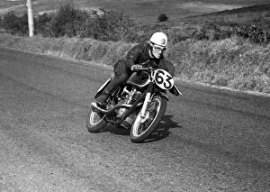 Images Dated 7th December 2017: Bob McIntyre (AJS) 1953 Junior Ulster Grand Prix