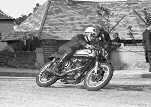 Images Dated 15th August 2016: Bob McIntyre (Norton) 1955 Senior TT