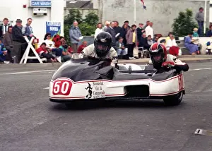 Bob Mills & Alison Goodwin (Yamaha) 1990 Sidecar TT