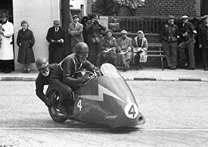 Bob Mitchell / Eric Bliss (Norton): 1956 Sidecar TT