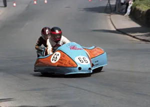 Images Dated 7th October 2020: Bob Munro & Adam Smith (Suzuki) 1985 Sidecar TT