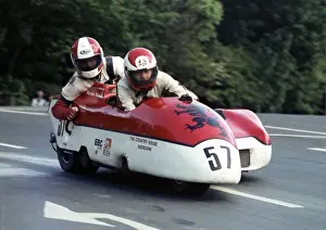 Bob Munro & Colvin Denholm (Suzuki) 1989 Sidecar TT