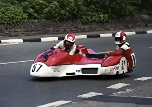 Bob Munro & Colvin Denholm (Suzuki) 1989 Sidecar TT