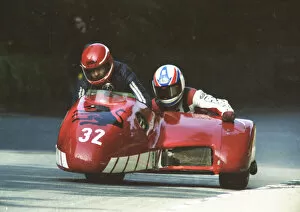 Images Dated 23rd October 2019: Bob Munro & Paul Fargher (Windle Yamaha) 1992 Sidecar TT
