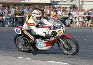 Images Dated 23rd October 2020: Bob Pails (Yamaha) 1975 Junior Manx Grand Prix