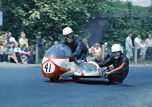 Images Dated 3rd November 2016: Bob Smith & Ian Forrest (Triumph) 1970 750 Sidecar TT