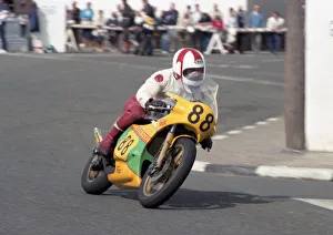Images Dated 10th June 2021: Bob Taylor (Yamaha) 1986 Senior Manx Grand Prix