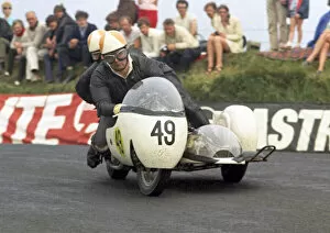 Images Dated 14th January 2022: Bran Bardsley & Peter Cropper (Triumph) 1970 750cc Sidecar TT