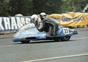 Images Dated 18th September 2020: Bran Bardsley & Peter Cropper (Yamaha) 1979 Sidecar TT