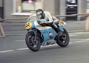 Brian Appleton Gallery: Brian Appleton (Suzuki) 1984 Senior Manx Grand Prix