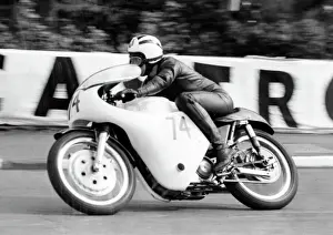 Brian Davis (Matchless) 1966 Senior Manx Grand Prix