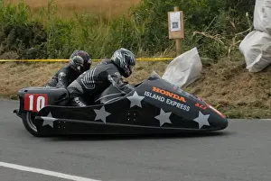 Brian Kelly & Dickie Gale (DMR Honda) 2009 Jurby Road