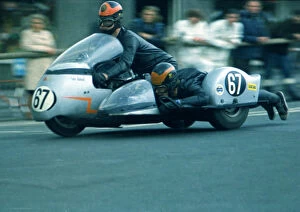 Images Dated 9th October 2018: Brian Mee & Colin Newbold (BSA) 1971 500 Sidecar TT