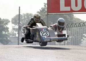 Images Dated 1st February 2021: Brian Meeson & Ernest Smith (Yamaha) 1978 Sidecar TT