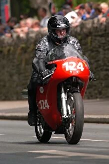 Images Dated 11th June 2004: Brian O Neill (Norton) 2004 Classic Parade Lap