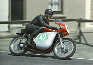 Brian Richards Gallery: Brian Richards (Bultaco) 1967 Lightweight TT