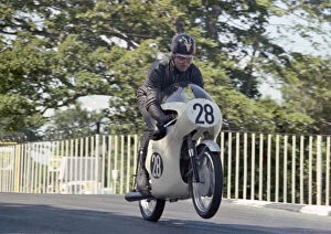 Brian Richards Gallery: Brian Richards (Honda) 1965 Ultra Lightweight TT