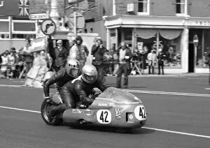 Images Dated 27th September 2013: Brian Rostron & Ian Gemmell (Imp) 1977 Sidecar TT