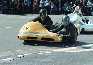 Brian Rostron Gallery: Brian Rostron & Ian Gemmell (Yamaha) 1981 Sidecar TT