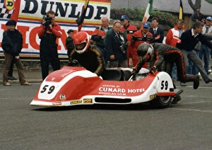 Images Dated 8th December 2018: Brian Rostron & Ricky Roberts (Yamaha) 1989 Sidecar TT