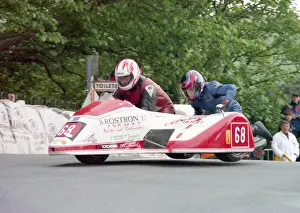 Brian Rostron & Tony Wilde (Baker Yamaha) 2000 Sidecar TT