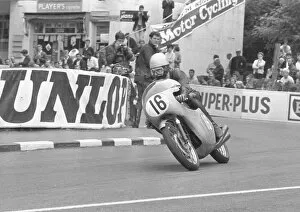 Images Dated 15th September 2013: Bruce Beale (Honda) 1965 Lightweight TT
