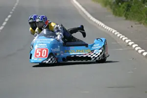 Alan Founds Prints: Bruce Moore & Alan Founds (Ireson Yamaha) 2005 Sidecar TT
