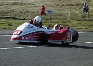 Bruce Moore & Dave Bilton (RSJ Greenham Kawasaki) 1994 Sidecar TT