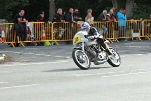 Images Dated 29th August 2015: Bruno Leroy (Vincent) 2015 Senior Classic TT
