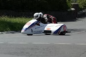 Images Dated 4th June 2008: Bryan Pedder & Rod Steadman (Windle Suzuki) 2008 Sidecar TT