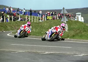 Images Dated 7th August 2016: Carl Fogarty and Steve Hislop (Honda) 1991 Formula One TT