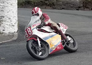 Images Dated 13th July 2022: Carl Fogarty (Yamaha) 1985 Newcomers Manx Grand Prix