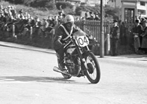 Images Dated 15th October 2021: Charles Fisher (Norton) 1949 Junior Manx Grand Prix