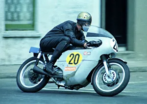 Images Dated 22nd March 2018: Charlie Sanby (Wragg Seeley) 1969 Senior TT