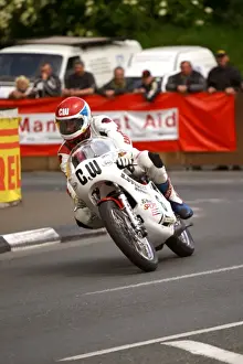 Charlie Williams (Maxton Yamaha) 2004 Classic Parade Lap