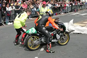 Checking it over Reg Lennon (Honda) 2004 Ultra Lightweight TT