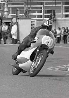 1973 Junior Manx Grand Prix Collection: Chris Burton (Yamaha) 1973 Junior Manx Grand Prix