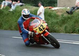 Images Dated 9th March 2019: Chris Day (Yamaha) 1993 Supersport 600 TT